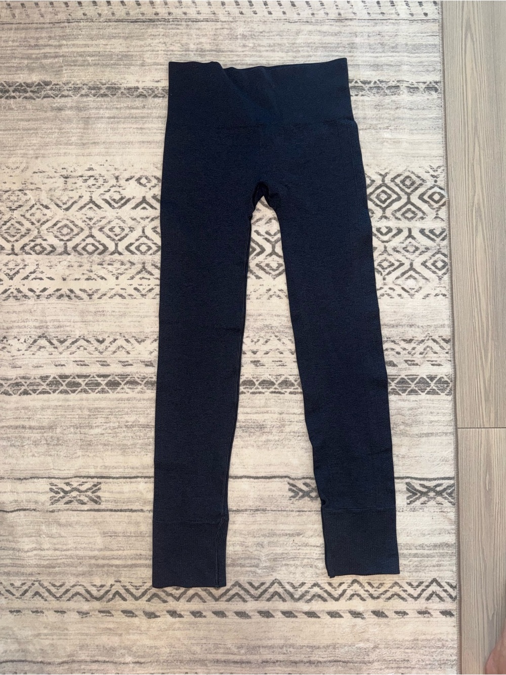 Lululemon knit leggings navy blue size 4